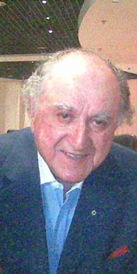 David Azrieli, Polish-born Canadian-Israeli billionaire real estate and finance executive., dies at age 92